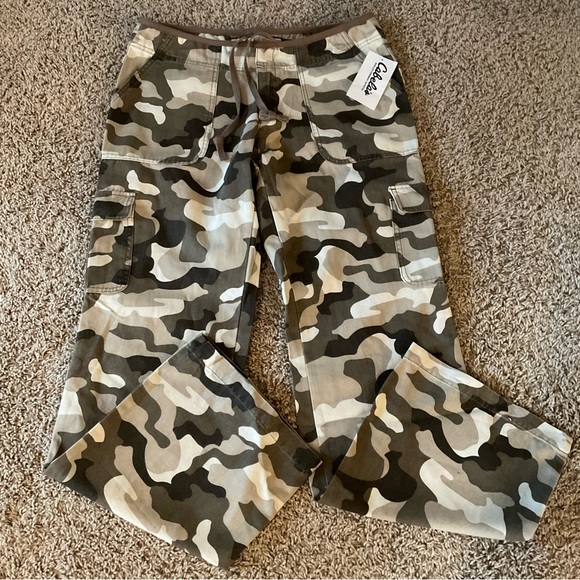 NWT Cabela’s Casuals, Brown Camo, Women’s Sz 8R - Picture 2 of 12